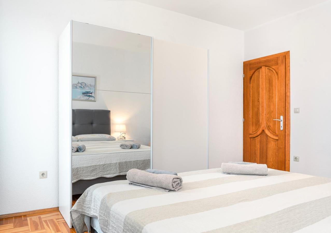 Apartments Plavi Biser Sibenik Exterior photo